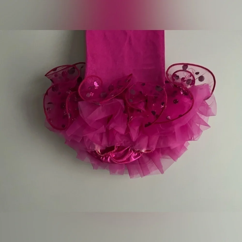 Curtain Call Dance/Ballerina Costumes Fushia Pink childs size CME - Hair Clip